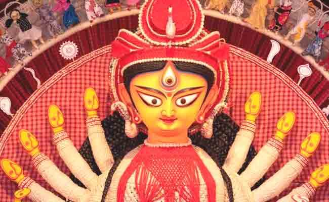  Durga Puja: Why Durga Idol Makers in Kolkata Collect Soil From Brothels? - Sakshi Post