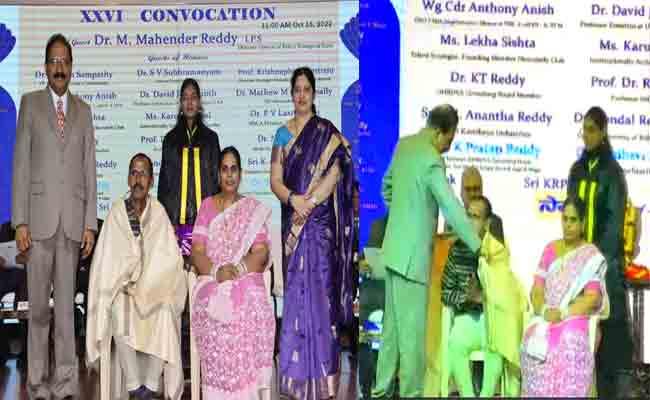 Hyderabad: Dhruva College of Management Honours Toppers' Parents At 26th Convocation Ceremony  - Sakshi Post