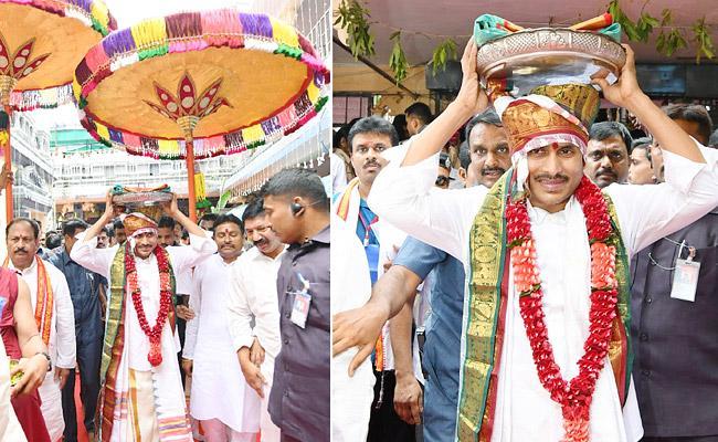 Vijayawada: AP CM YS Jagan Offers Pattu Vasthrams To Goddess Kanaka Durga - Sakshi Post