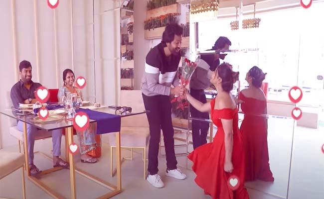 inaya pranks on sohel with love proposal - Sakshi Post