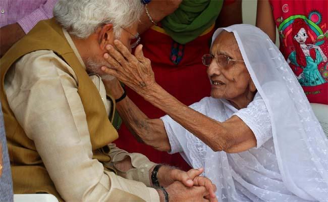 PM Modi mother Heeraba dies - Sakshi Post