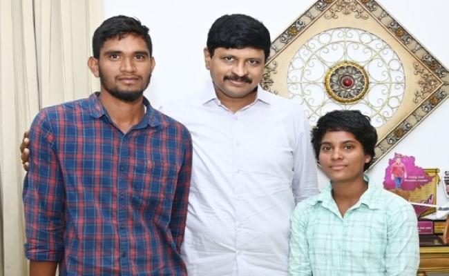Source: MPsantoshtrs/Twitter - Sakshi Post