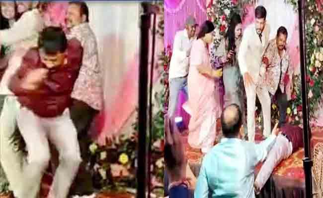 Man dies of heart attack while dancing at wedding  reception in Chhattisgarh | Viral Video - Sakshi Post