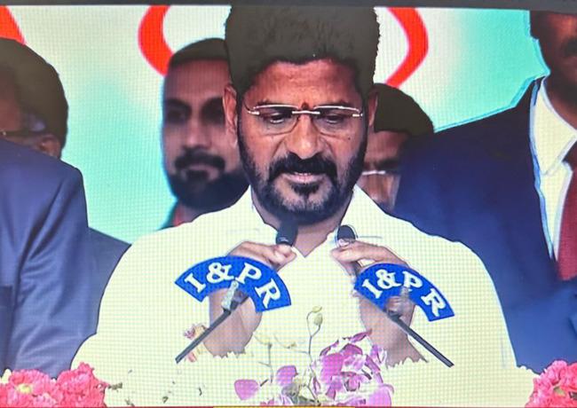 Revanth Reddy Takes Oath As Telangana CM, Signs First File on 6 Guarantees