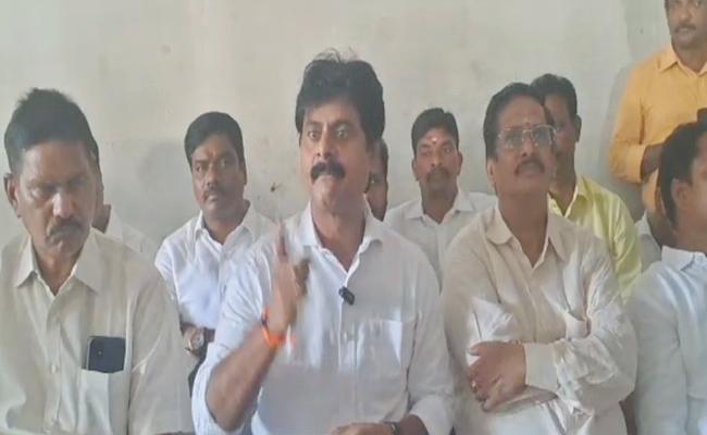 Bheemili-tdp-leader-korada-rajababu-fire-on-ganta-srinivasarao- Sakshi Post
