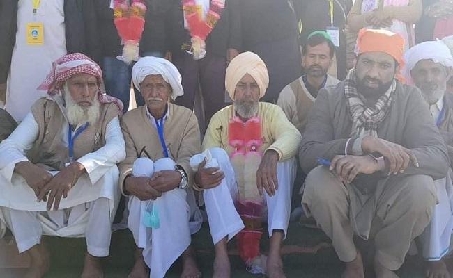 Brothers Separated During Partition Reunite at Kartarpur Corridor After 74 Years