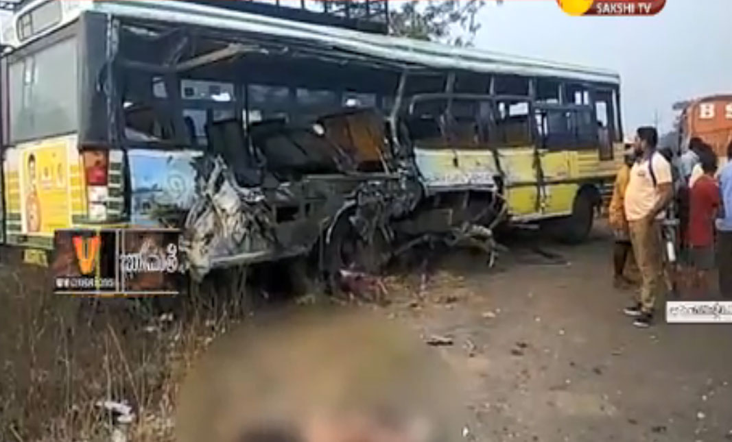 Rtc Collision 5 Killed In RTC Bus-Lorry Collision